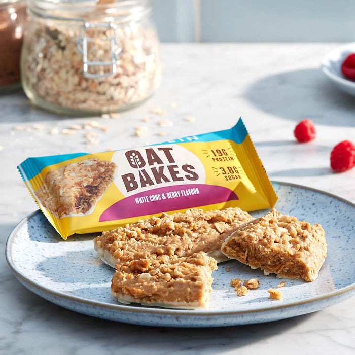 MyProtein Oat Bakes 12x75g Berry & White Chocolate